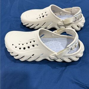 Echo Crocs M10/W12